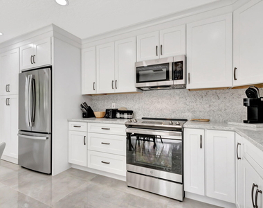 355 Prestwick Circle - Photo Thumbnail 21