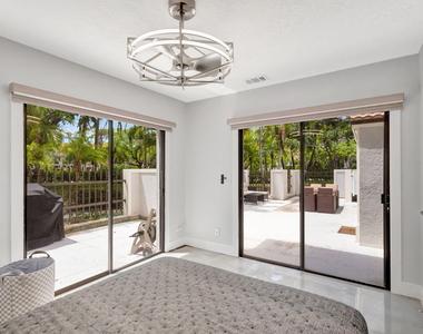 355 Prestwick Circle - Photo Thumbnail 17