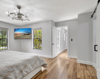 355 Prestwick Circle - Photo Thumbnail 30