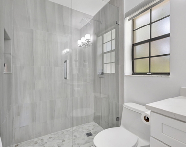 355 Prestwick Circle - Photo Thumbnail 38