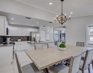 17 Selby Lane - Photo Thumbnail 25