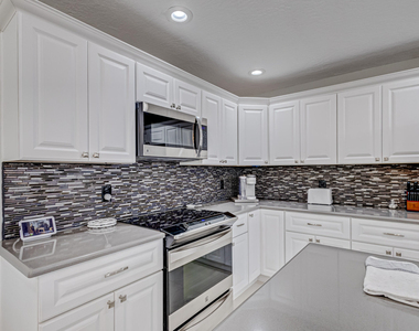 17 Selby Lane - Photo Thumbnail 21