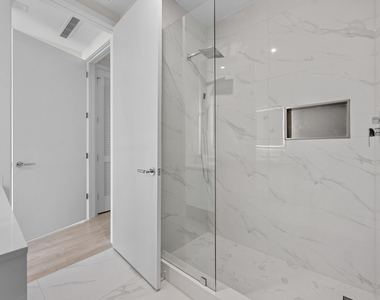 220 Lake Shore Drive - Photo Thumbnail 33