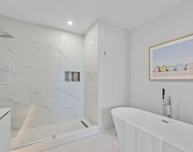 220 Lake Shore Drive - Photo Thumbnail 23