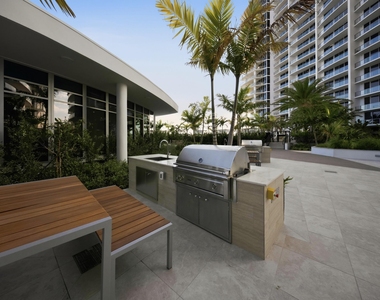 220 Lake Shore Drive - Photo Thumbnail 51