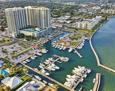 220 Lake Shore Drive - Photo Thumbnail 53