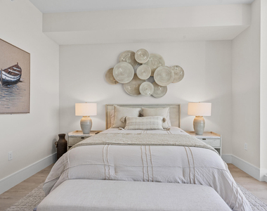 220 Lake Shore Drive - Photo Thumbnail 28