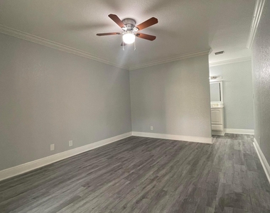 3427 Nw 47th Avenue Nw - Photo Thumbnail 27