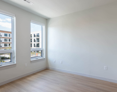 200 Quannapowitt Parkway - Photo Thumbnail 14