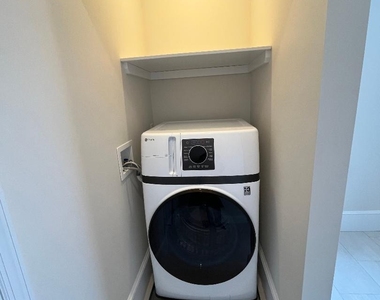 19 Hudson Terrace - Photo Thumbnail 9