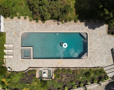 41 Seelbach Lane - Photo Thumbnail 43
