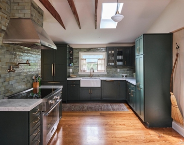 41 Seelbach Lane - Photo Thumbnail 10
