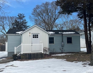 87 Ferndale Avenue - Photo Thumbnail 1