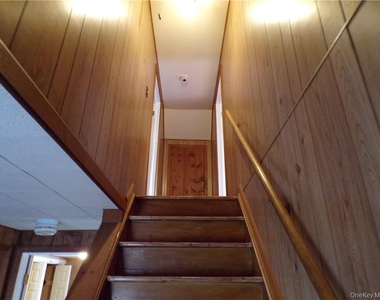 2 Mertes Lane - Photo Thumbnail 14