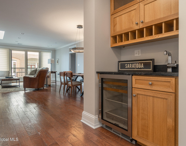 37 Henry Street - Photo Thumbnail 16