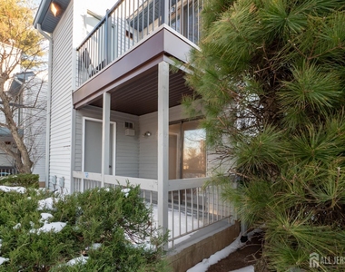 801 Woodbridge Commons Way - Photo Thumbnail 31