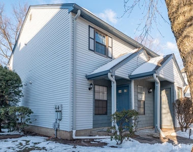 801 Woodbridge Commons Way - Photo Thumbnail 28