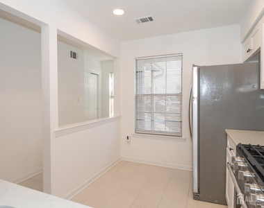 801 Woodbridge Commons Way - Photo Thumbnail 3