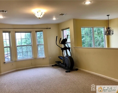 141 Forest Drive - Photo Thumbnail 4