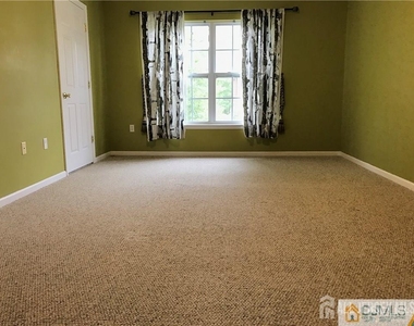 141 Forest Drive - Photo Thumbnail 7