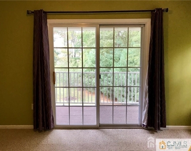 141 Forest Drive - Photo Thumbnail 10