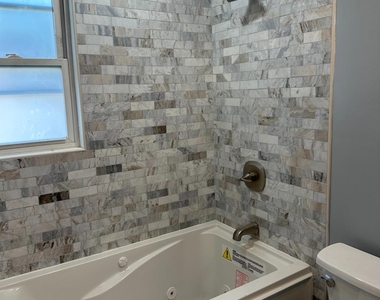 12 Gramercy Gardens - Photo Thumbnail 2