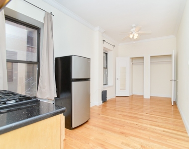 560 W 144th Street - Photo Thumbnail 2