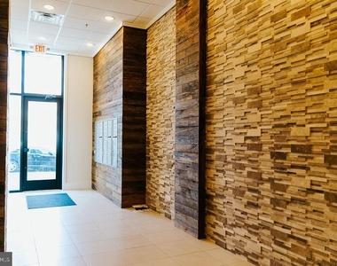 1430 South Street - Photo Thumbnail 8