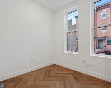 1438 Tasker Street - Photo Thumbnail 7