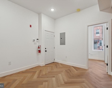 1438 Tasker Street - Photo Thumbnail 5