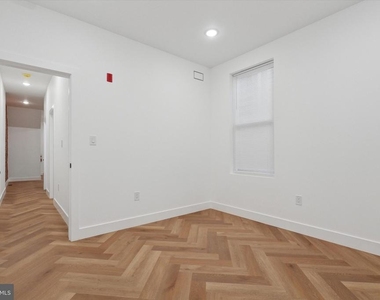 1438 Tasker Street - Photo Thumbnail 15