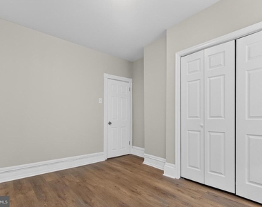 5437 Webster Street - Photo Thumbnail 15