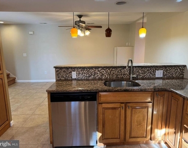 713 Bethlehem Pike - Photo Thumbnail 8