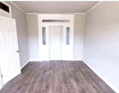1078 Lalor Street - Photo Thumbnail 2