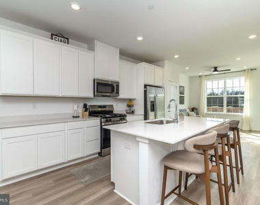 41 Barnes Way - Photo Thumbnail 19