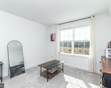 41 Barnes Way - Photo Thumbnail 30