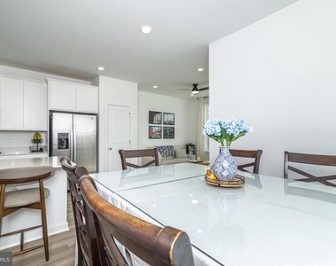 41 Barnes Way - Photo Thumbnail 16
