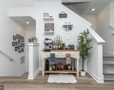41 Barnes Way - Photo Thumbnail 24