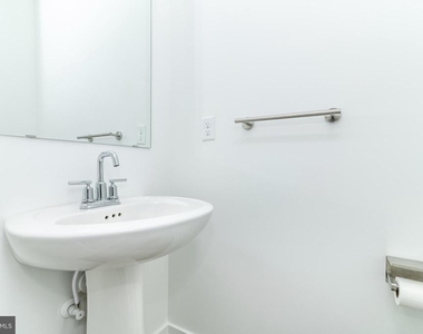 41 Barnes Way - Photo Thumbnail 25