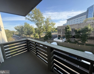 606 Cooper Landing Road - Photo Thumbnail 16