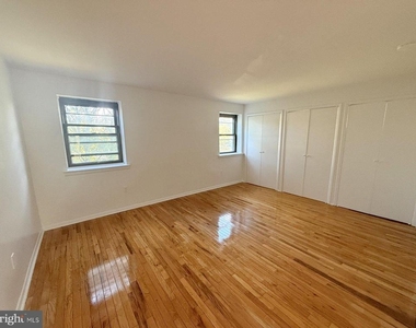 606 Cooper Landing Road - Photo Thumbnail 9