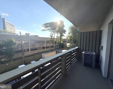 606 Cooper Landing Road - Photo Thumbnail 15