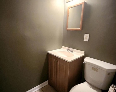 3928 Stone Gate Drive - Photo Thumbnail 3