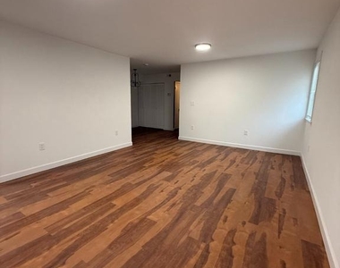 3928 Stone Gate Drive - Photo Thumbnail 19