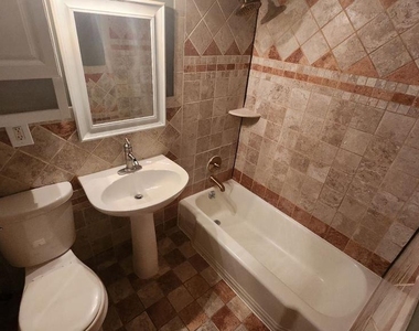 3928 Stone Gate Drive - Photo Thumbnail 2