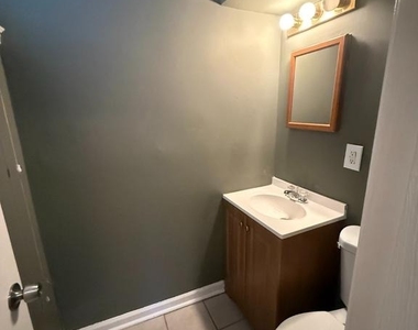 3928 Stone Gate Drive - Photo Thumbnail 10