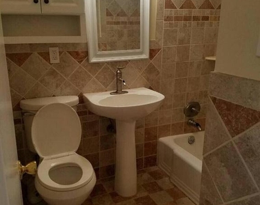 3928 Stone Gate Drive - Photo Thumbnail 4
