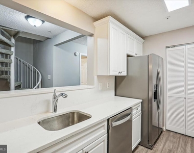 12901 Churchill Ridge Circle - Photo Thumbnail 2