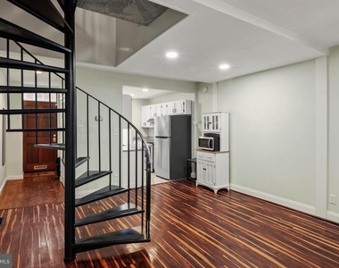 636 Portland Street - Photo Thumbnail 5