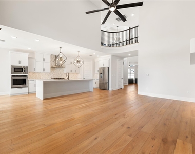 6216 Bower Well Rd - Photo Thumbnail 7